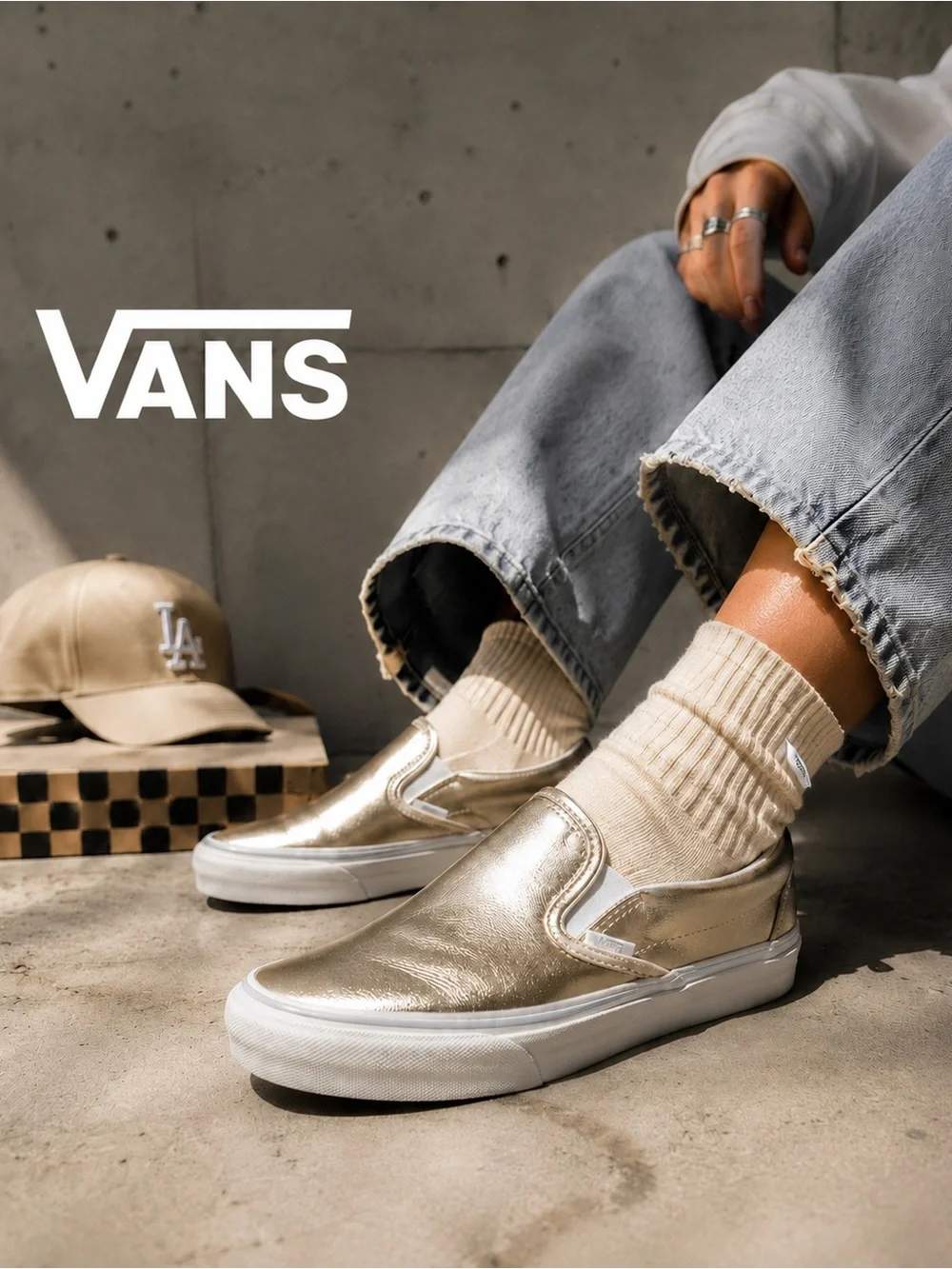 VANS Classic Slip-On Sneakers Metallic Gold Women’s 6.5 / Men’s 5
